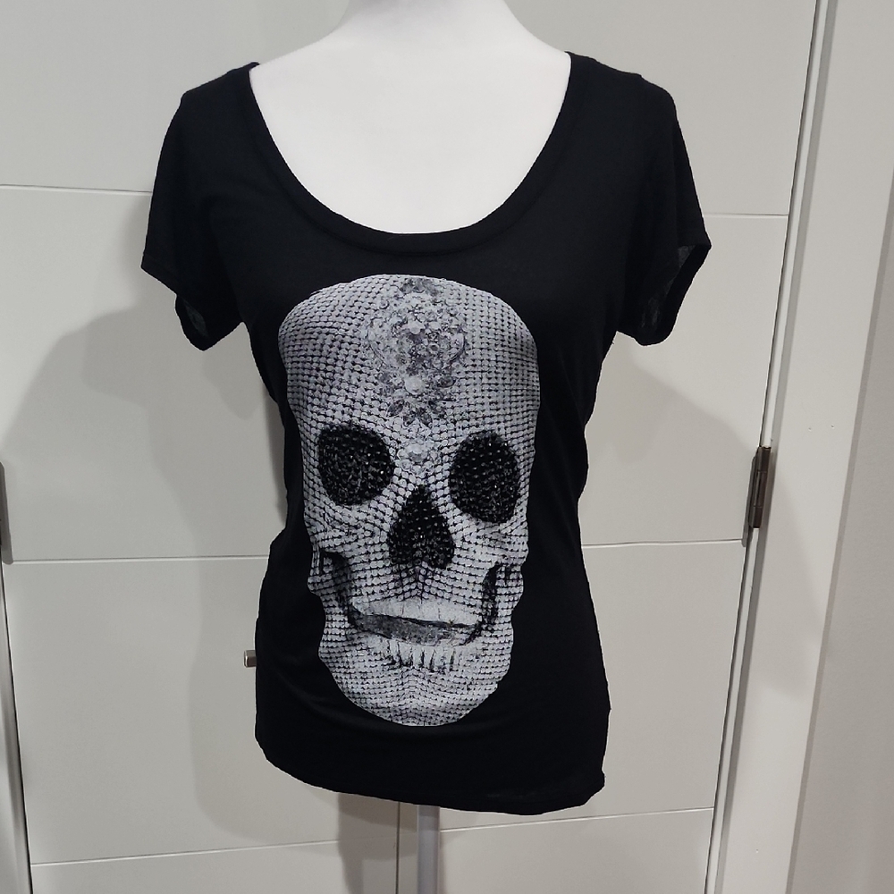 Express Black Skull Graphic Short Sleeve Tee